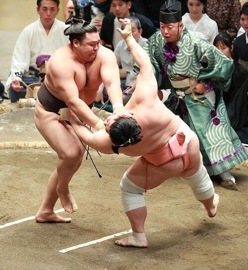 Kirishima - Ozeki 2 East (Otowayama heya) | Sumo Profile, News & Stats