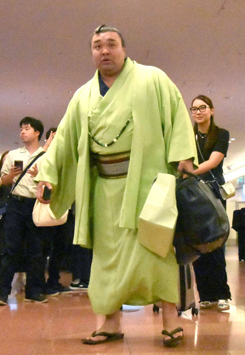 Kirishima - Ozeki 2 East (Otowayama heya) | Sumo Profile, News & Stats